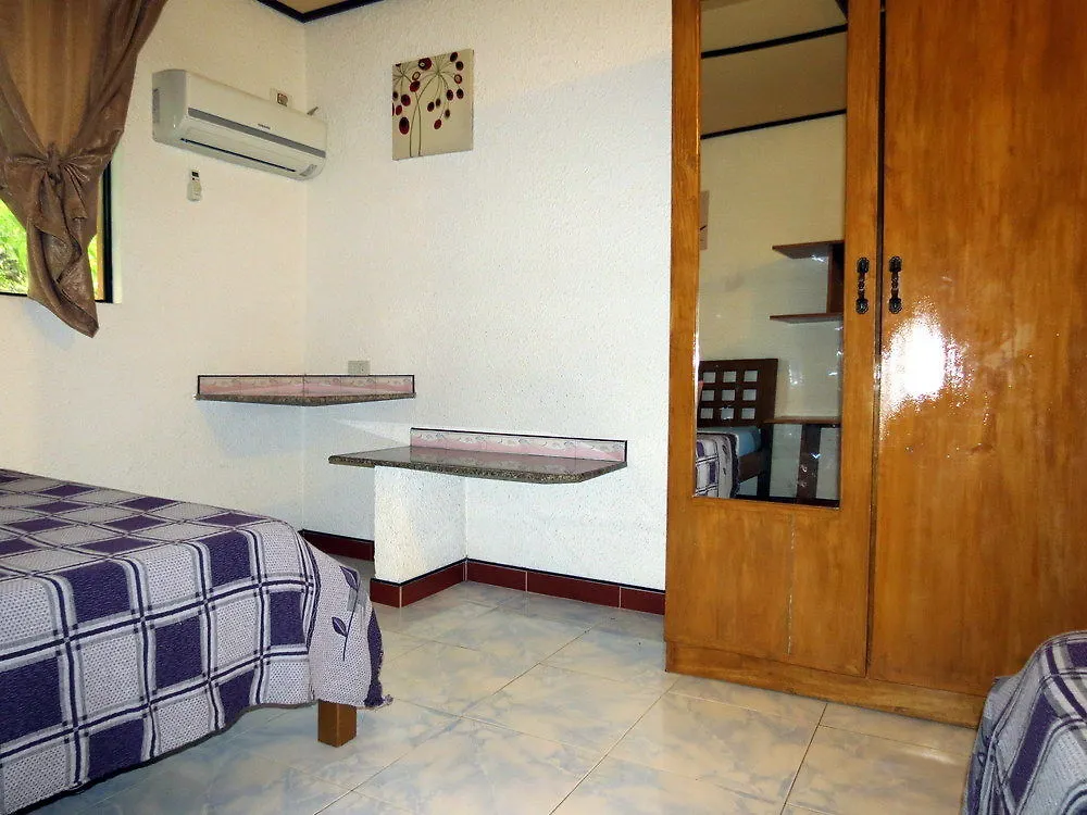 Alonaland Resort Apartelle Panglao