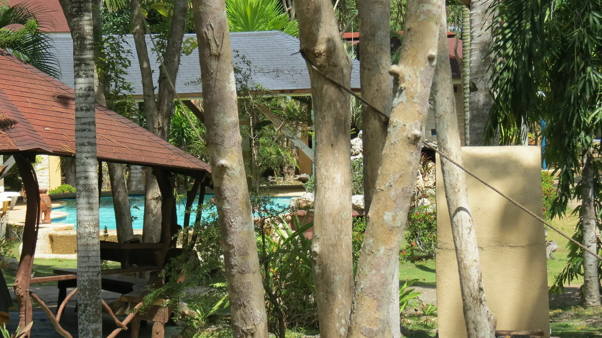 Alonaland Resort Apartelle Panglao Tawala (Panglao)