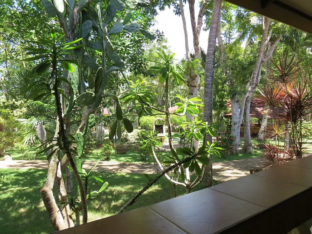 Alonaland Resort Apartelle Panglao