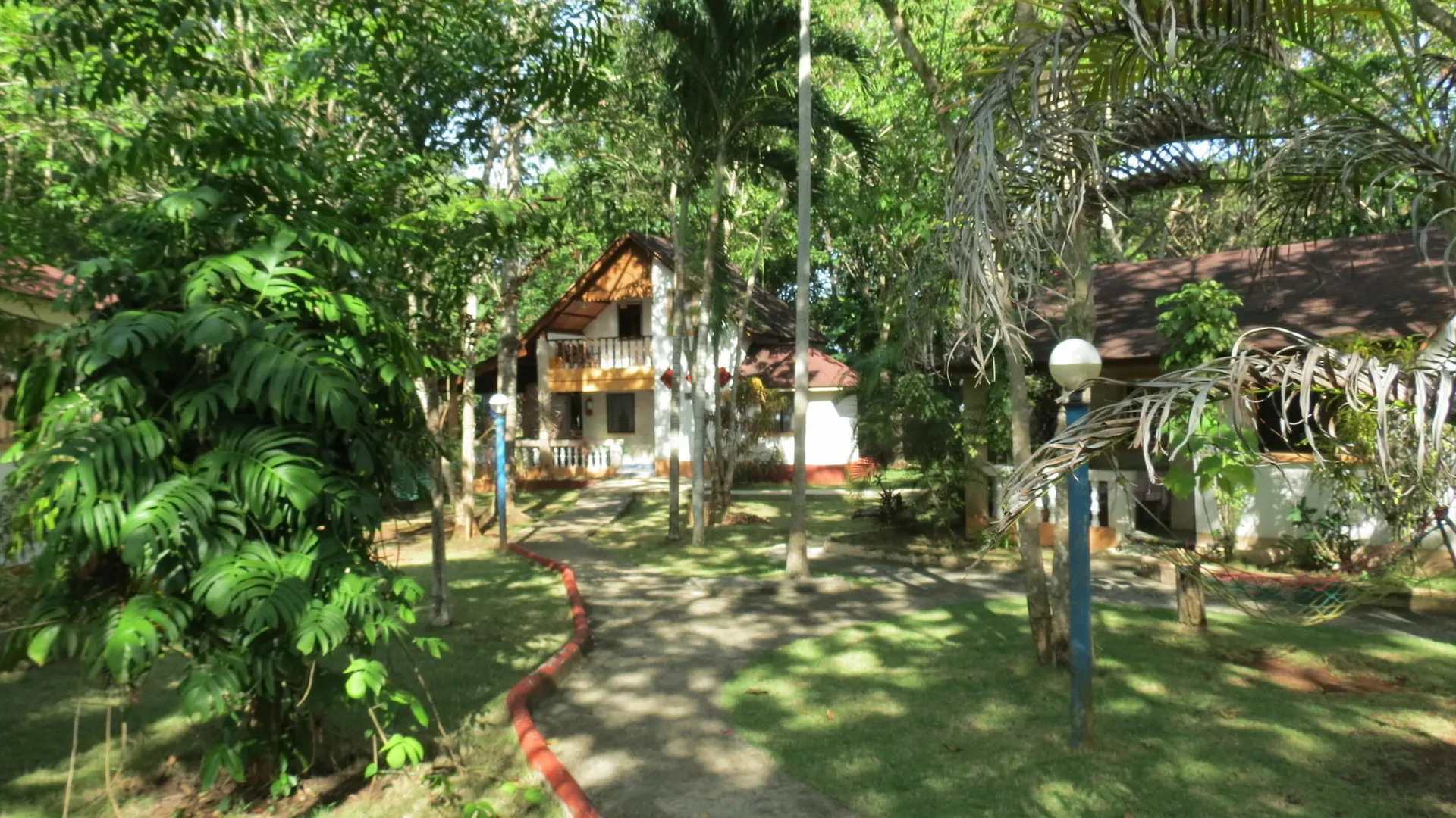 Alonaland Resort Apartelle Panglao